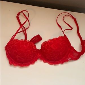 red lace push up